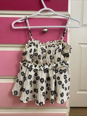 Puff blouse spaghetti tank top black and white tiered tank top